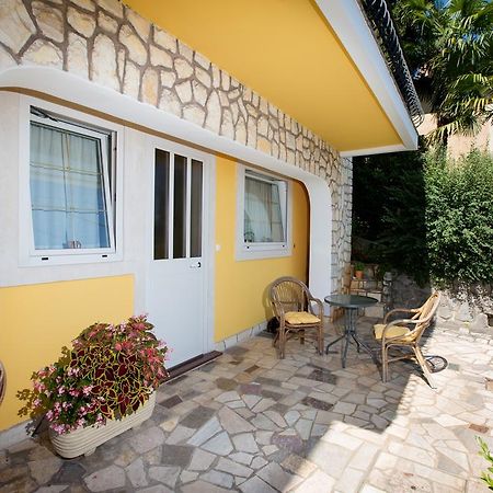 Apartment Dolores Opatija Ngoại thất bức ảnh