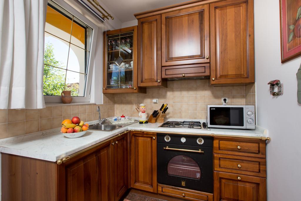 Apartment Dolores Opatija Ngoại thất bức ảnh
